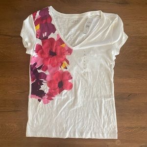 Anne Taylor LOFT PINK flower t shirt size small, NWT